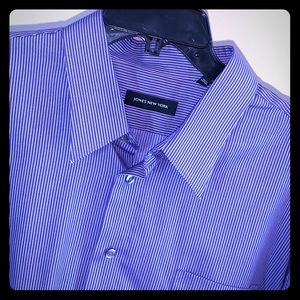 EUC Men’s Jones New York Button-Up - 18.5